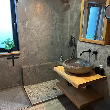 Holiday home Ekodum V Romanticke Zahrade