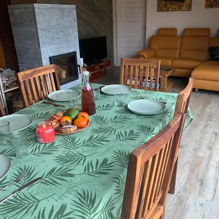 Holiday home Ekodum V Romanticke Zahrade Velka Bukova (Rakovnik)